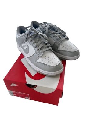 NEW Nike Low Dunk Retro White and Gray size 8